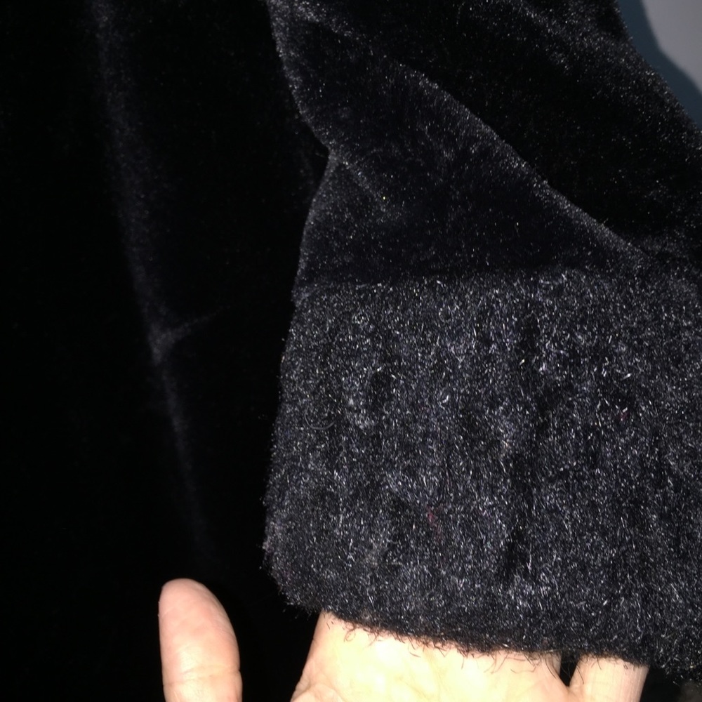 Fur Coat - Picture 3 of 6